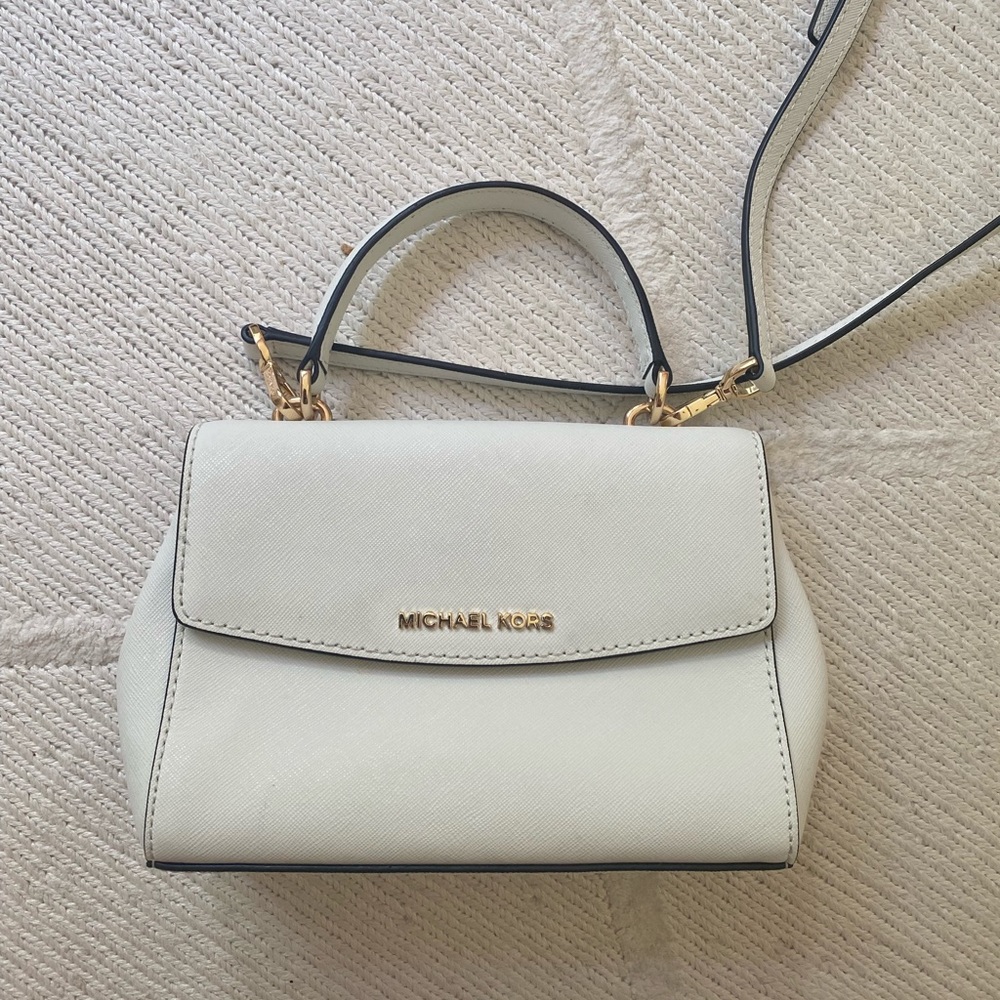 White cross body bag